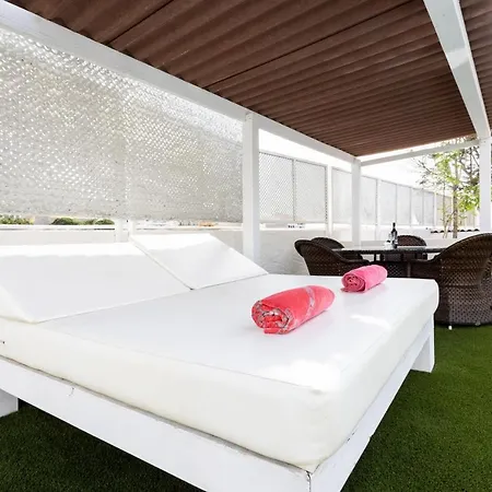 Casa La Rueda With Pool * Адехе
