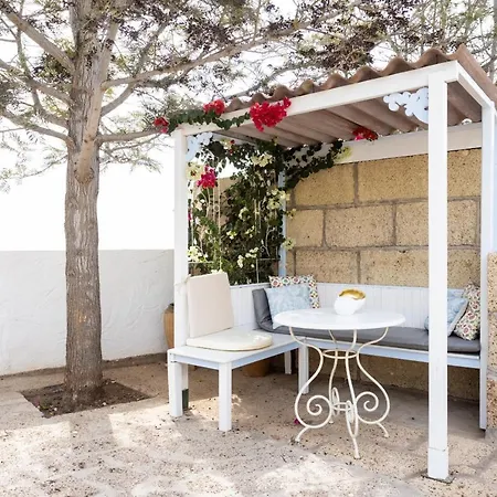 Villa Casa La Rueda With Pool